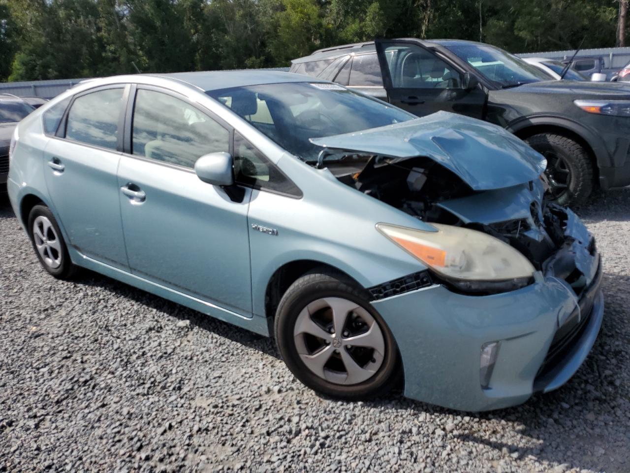 2013 TOYOTA PRIUS