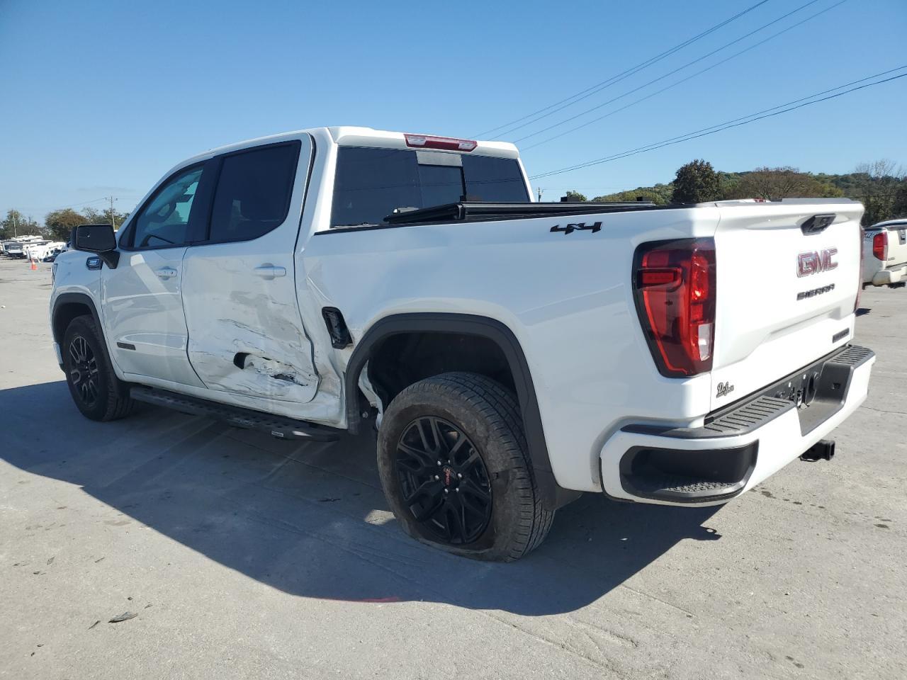 2025 GMC Sierra