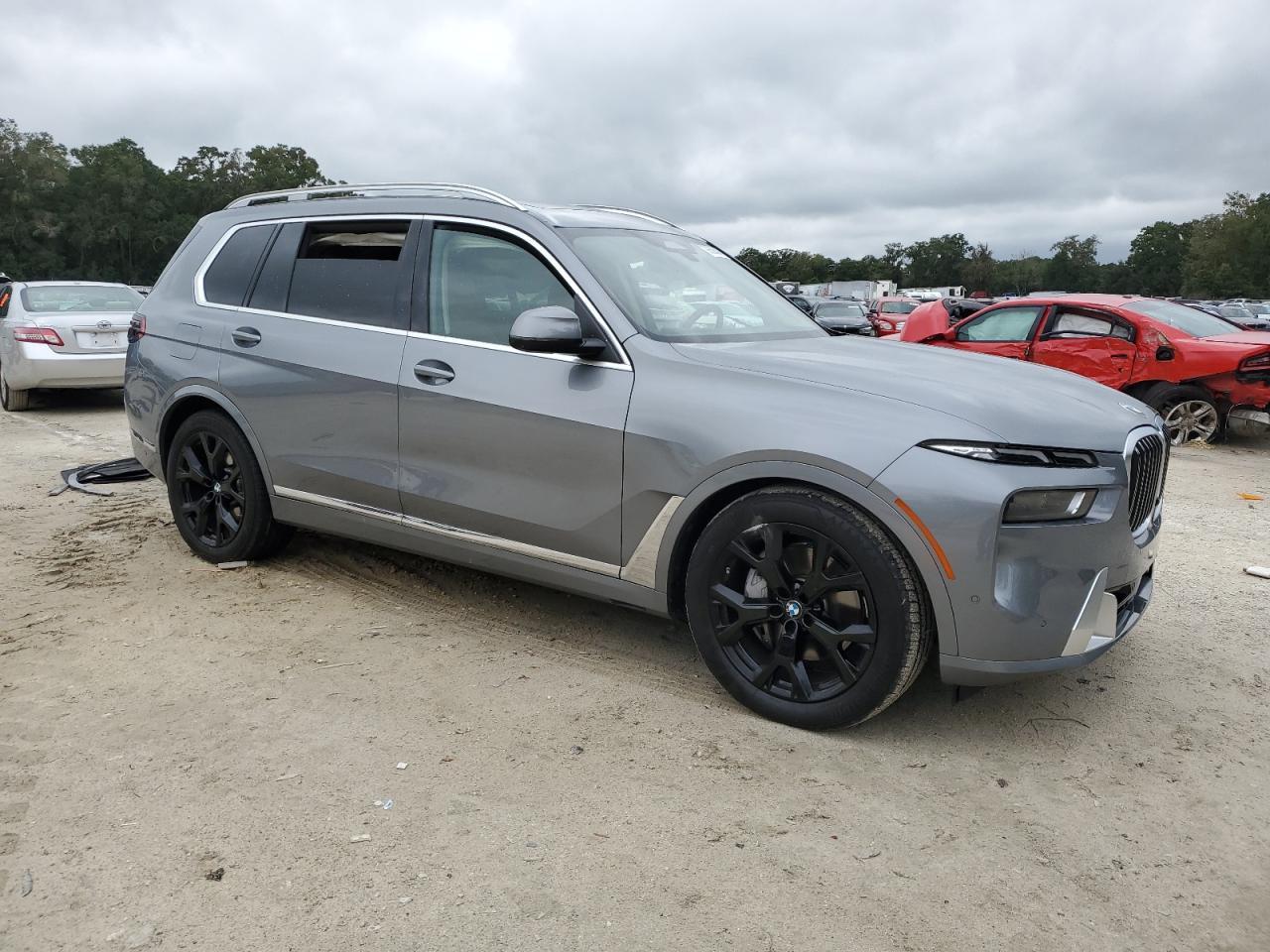 2025 BMW X7