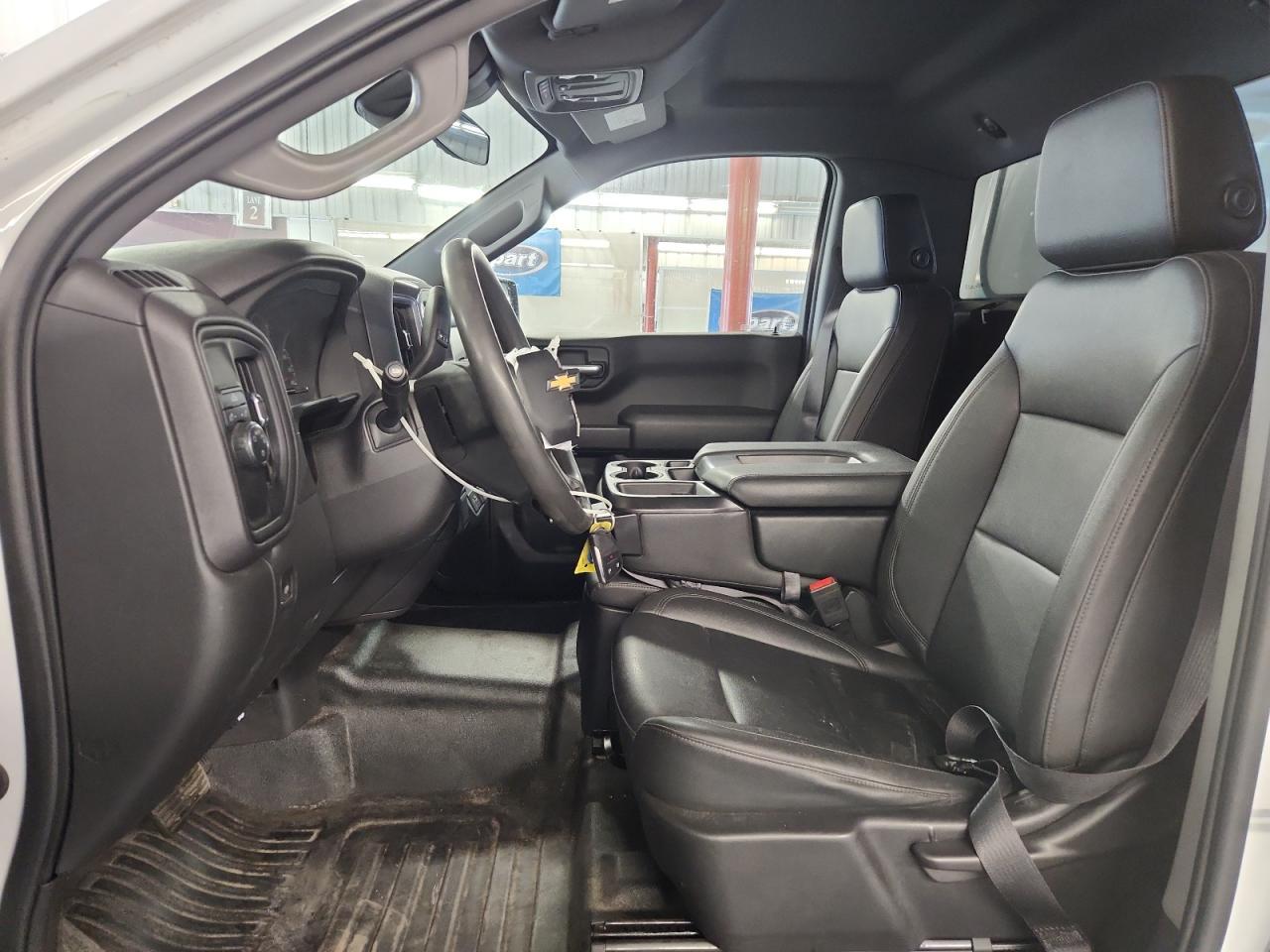 2023 CHEVROLET Silverado