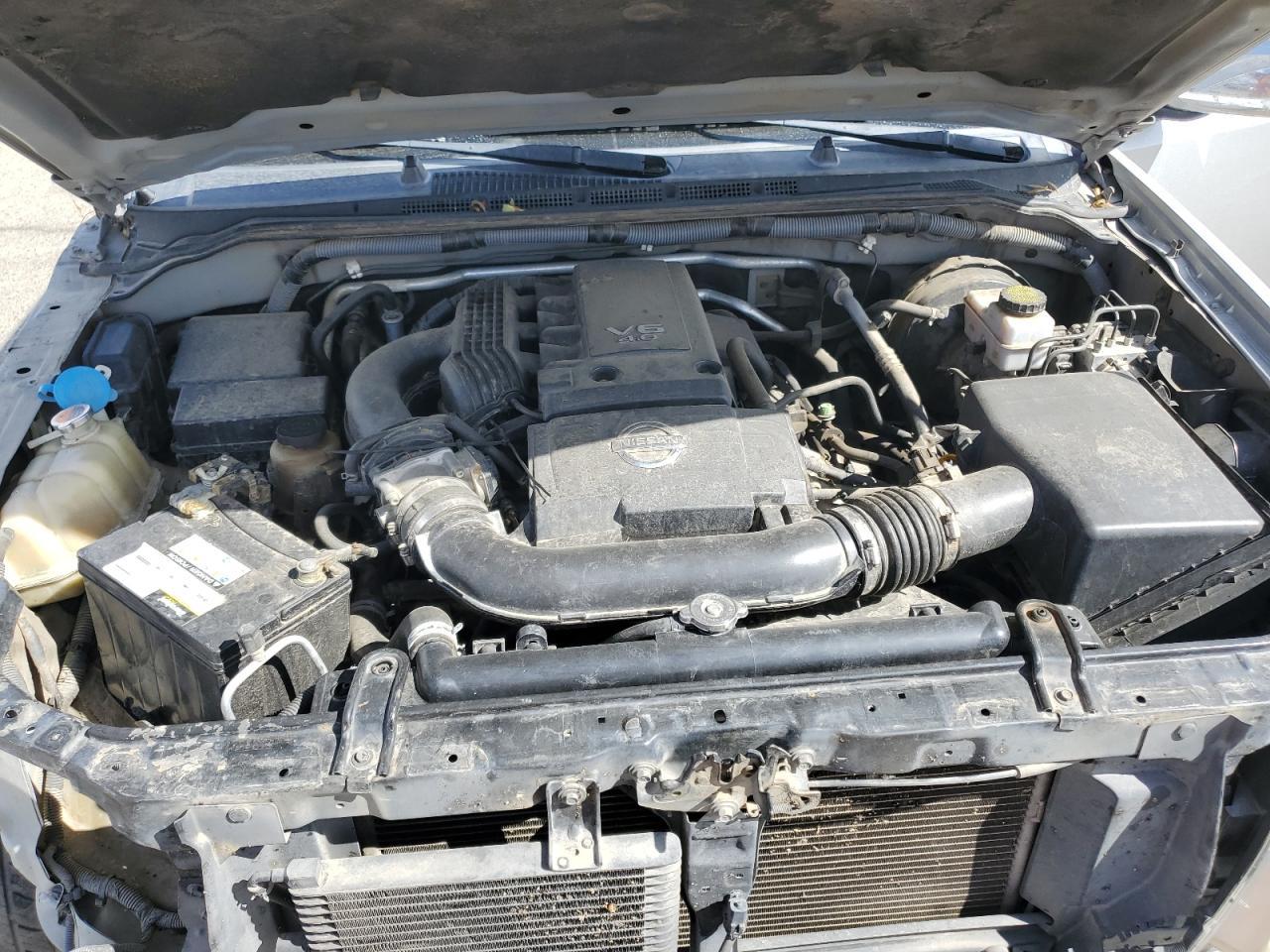 2011 NISSAN Frontier