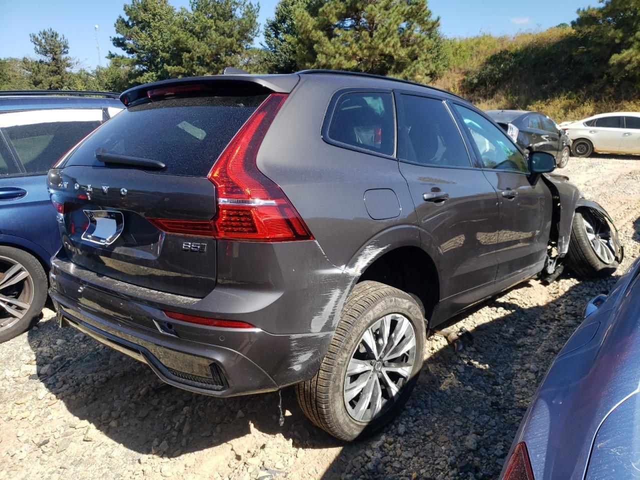 2025 VOLVO XC60