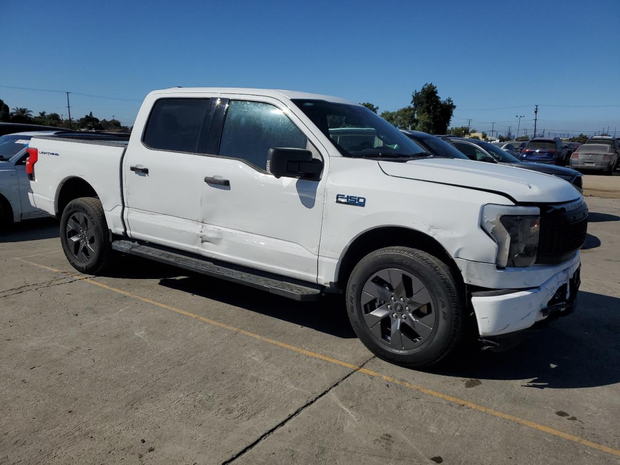 2024 FORD F-150 Lightning