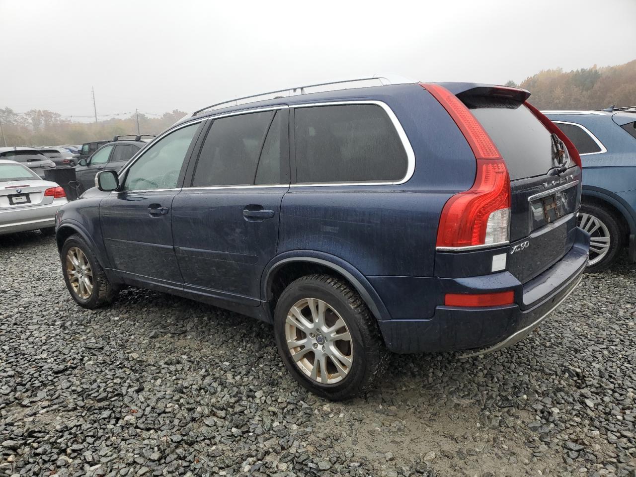 2013 VOLVO XC90