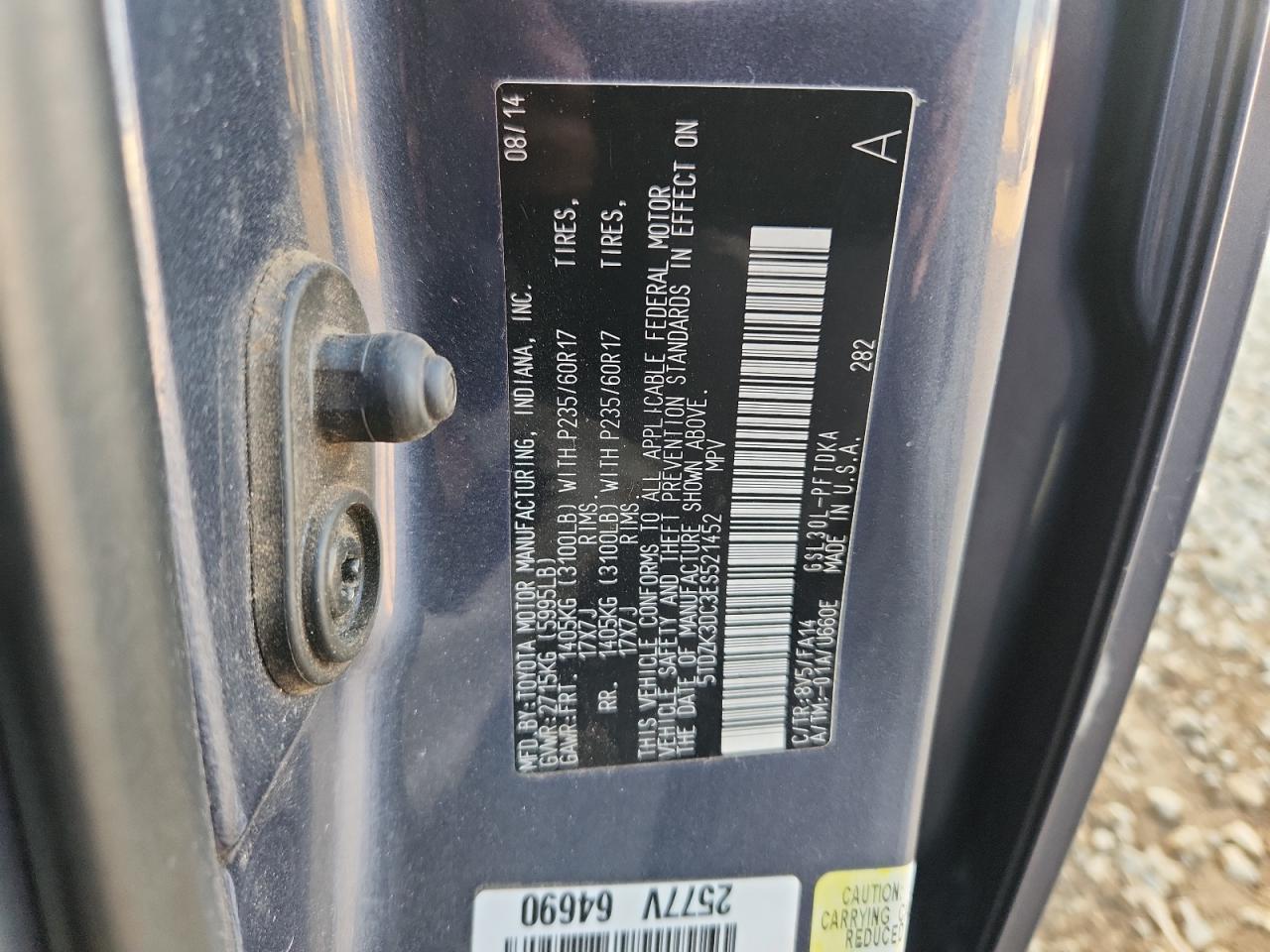 2014 TOYOTA SIENNA