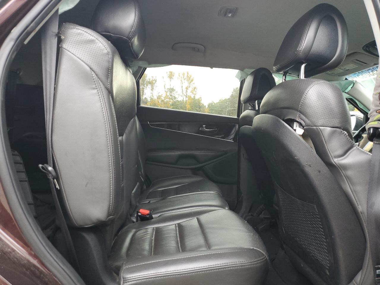 2016 KIA SORENTO