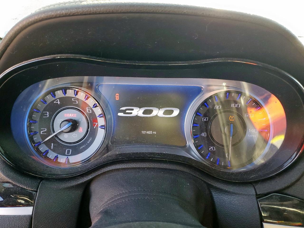 2019 CHRYSLER 300