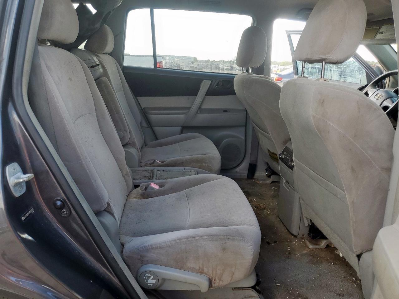 2009 TOYOTA HIGHLANDER