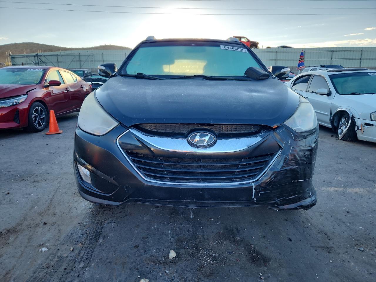 2012 HYUNDAI TUCSON