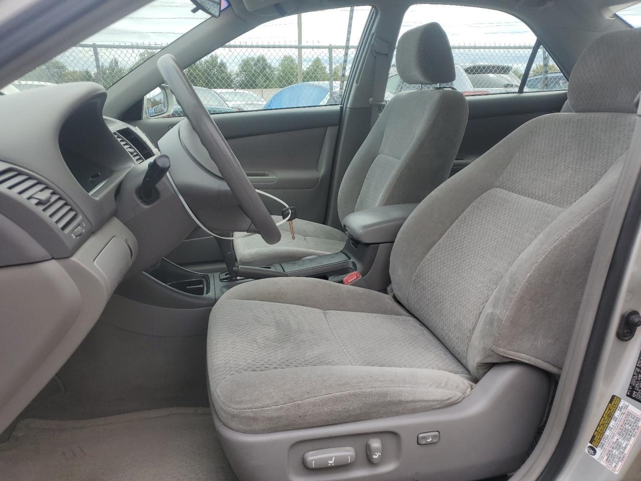 2004 TOYOTA CAMRY