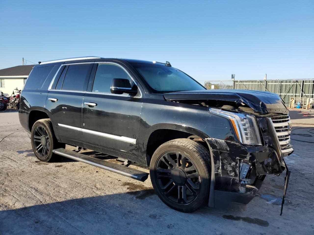 2017 CADILLAC ESCALADE