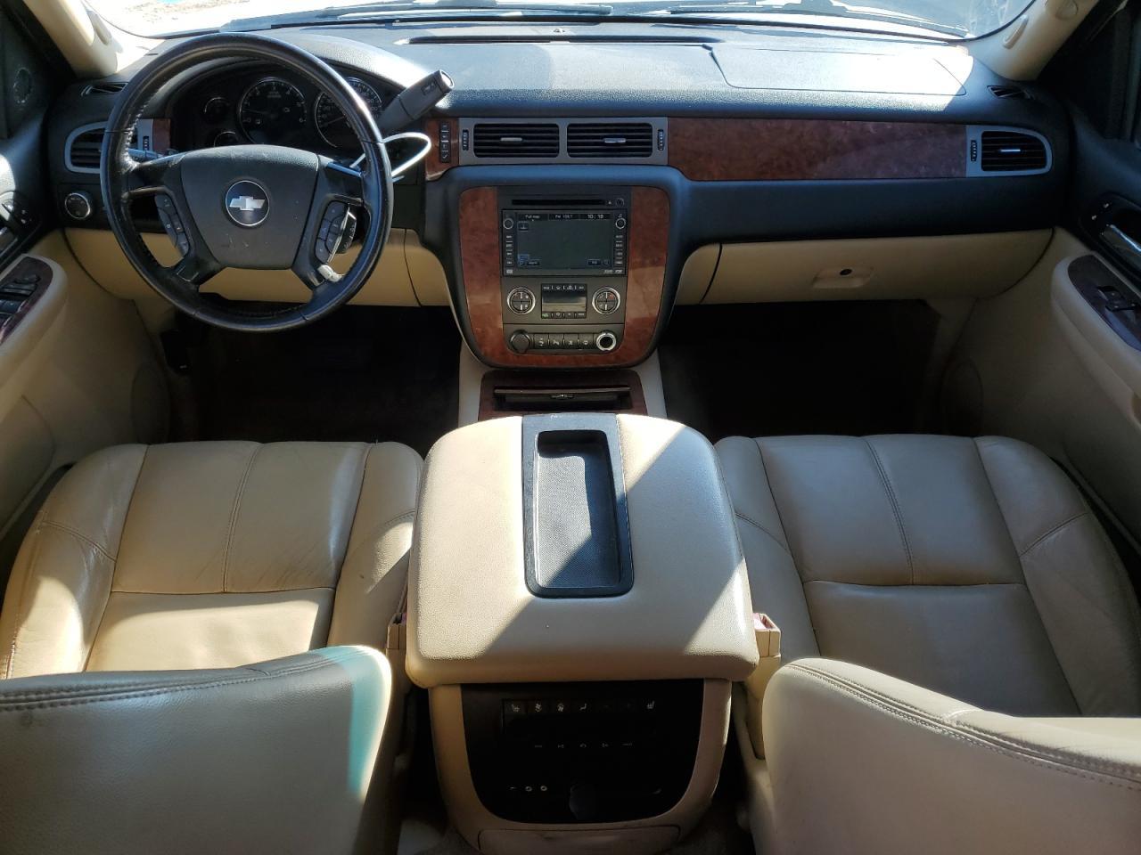 2008 CHEVROLET Suburban
