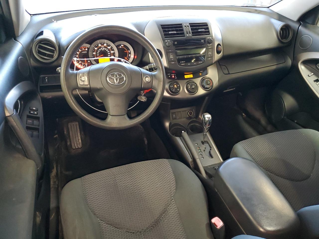 2011 TOYOTA RAV4