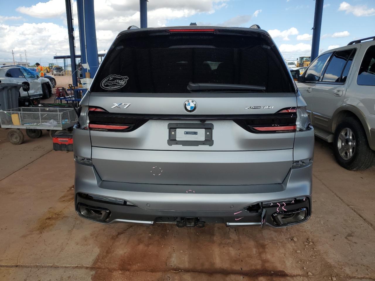2026 BMW X7