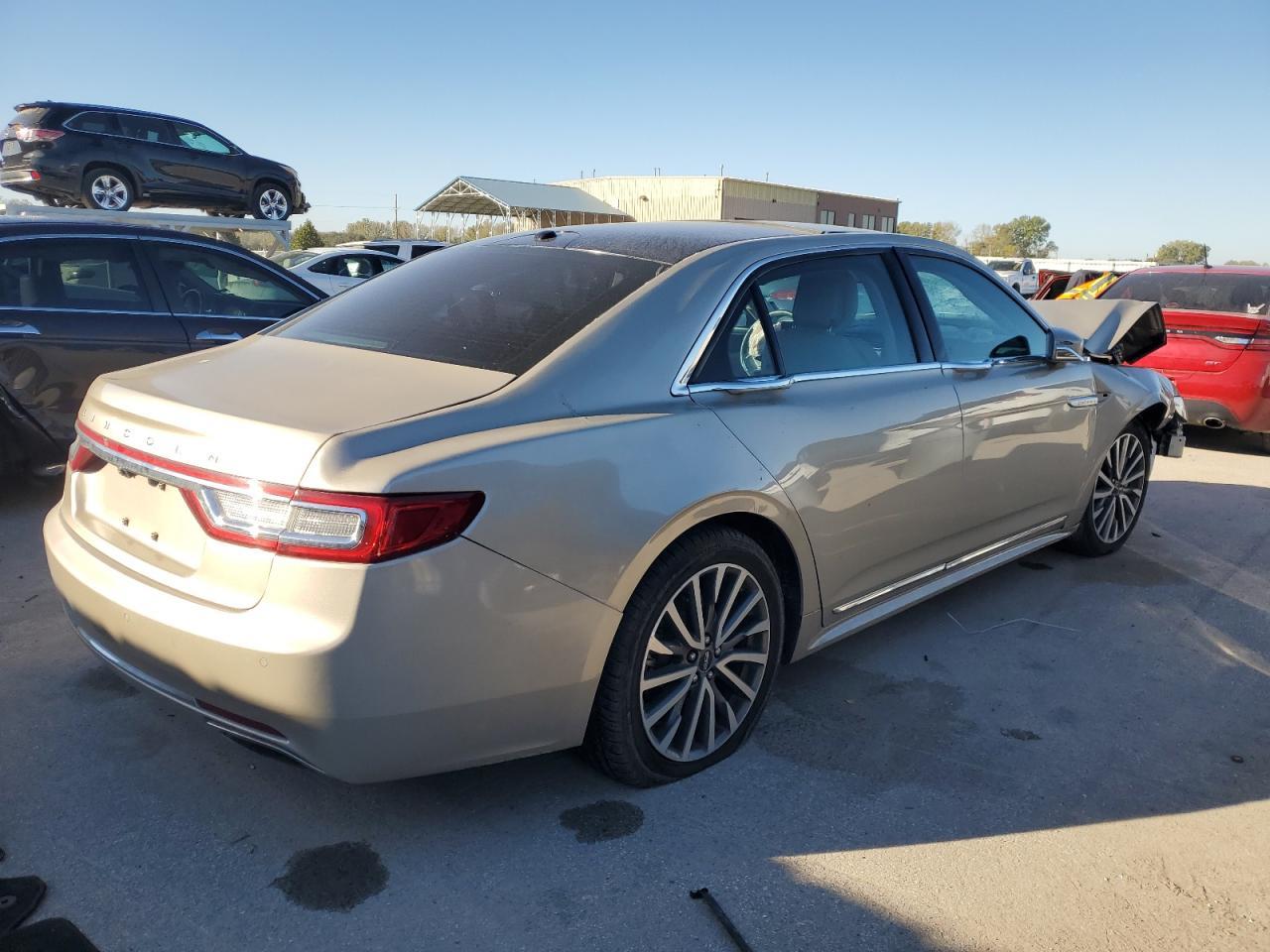 2017 LINCOLN Continental
