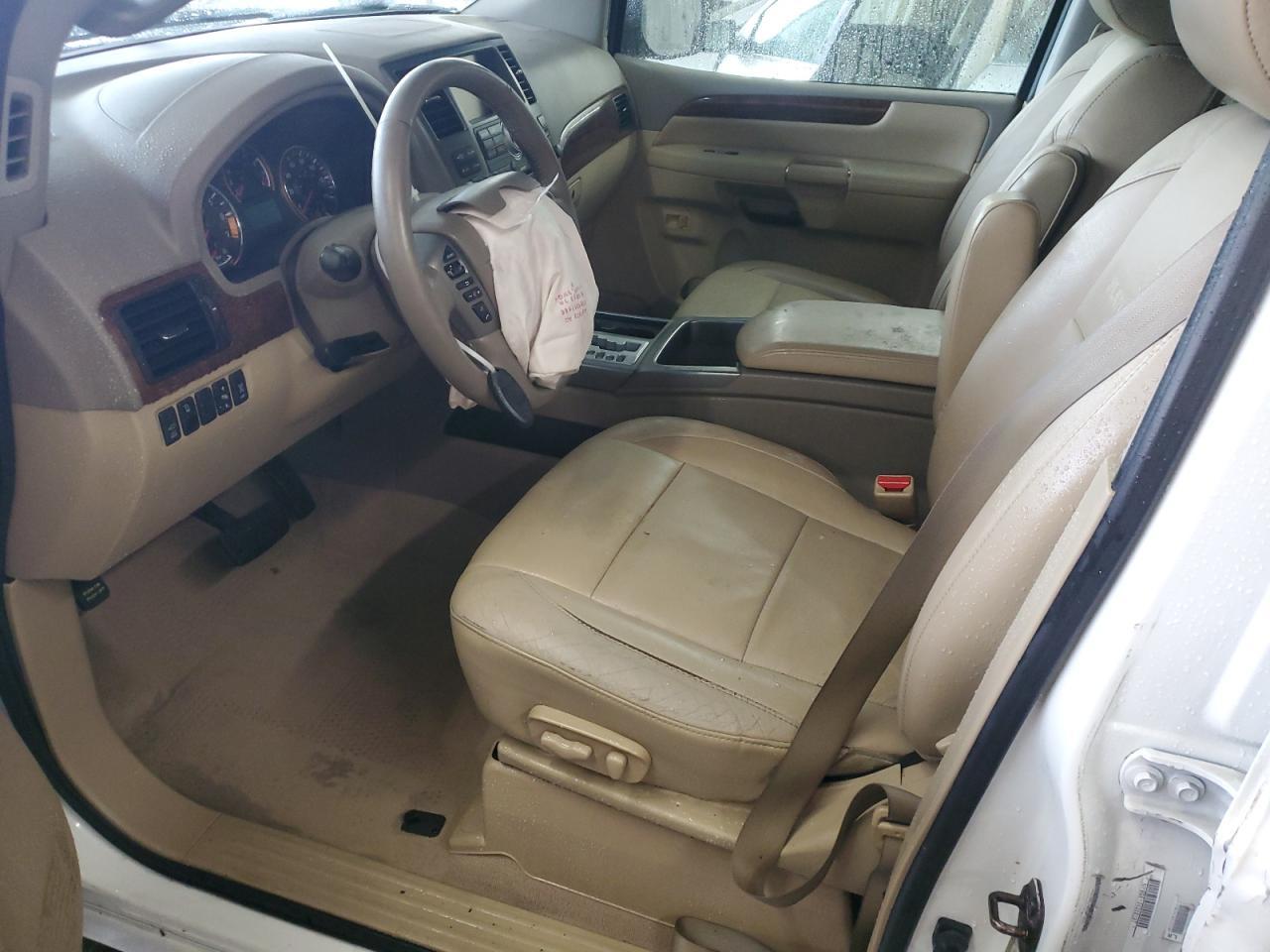 2013 NISSAN Armada
