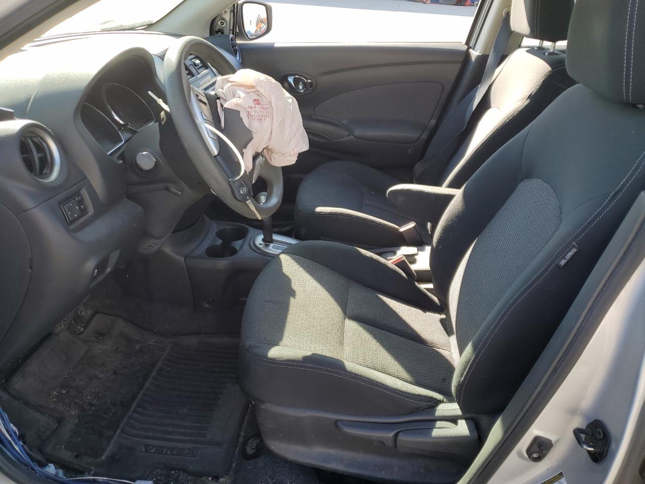 2016 NISSAN VERSA