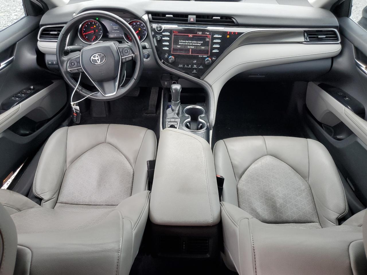 2020 TOYOTA CAMRY