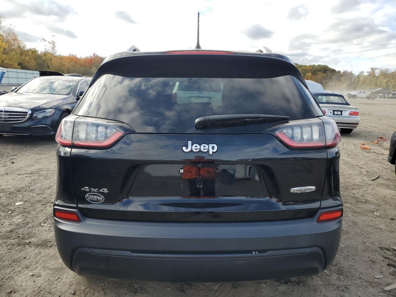 2019 JEEP CHEROKEE