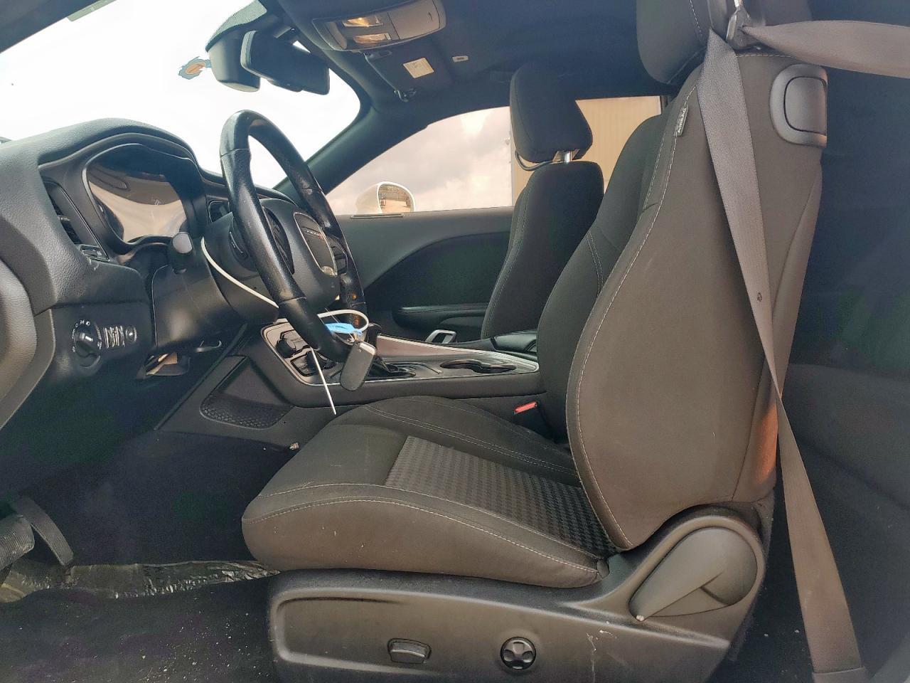 2021 DODGE Challenger
