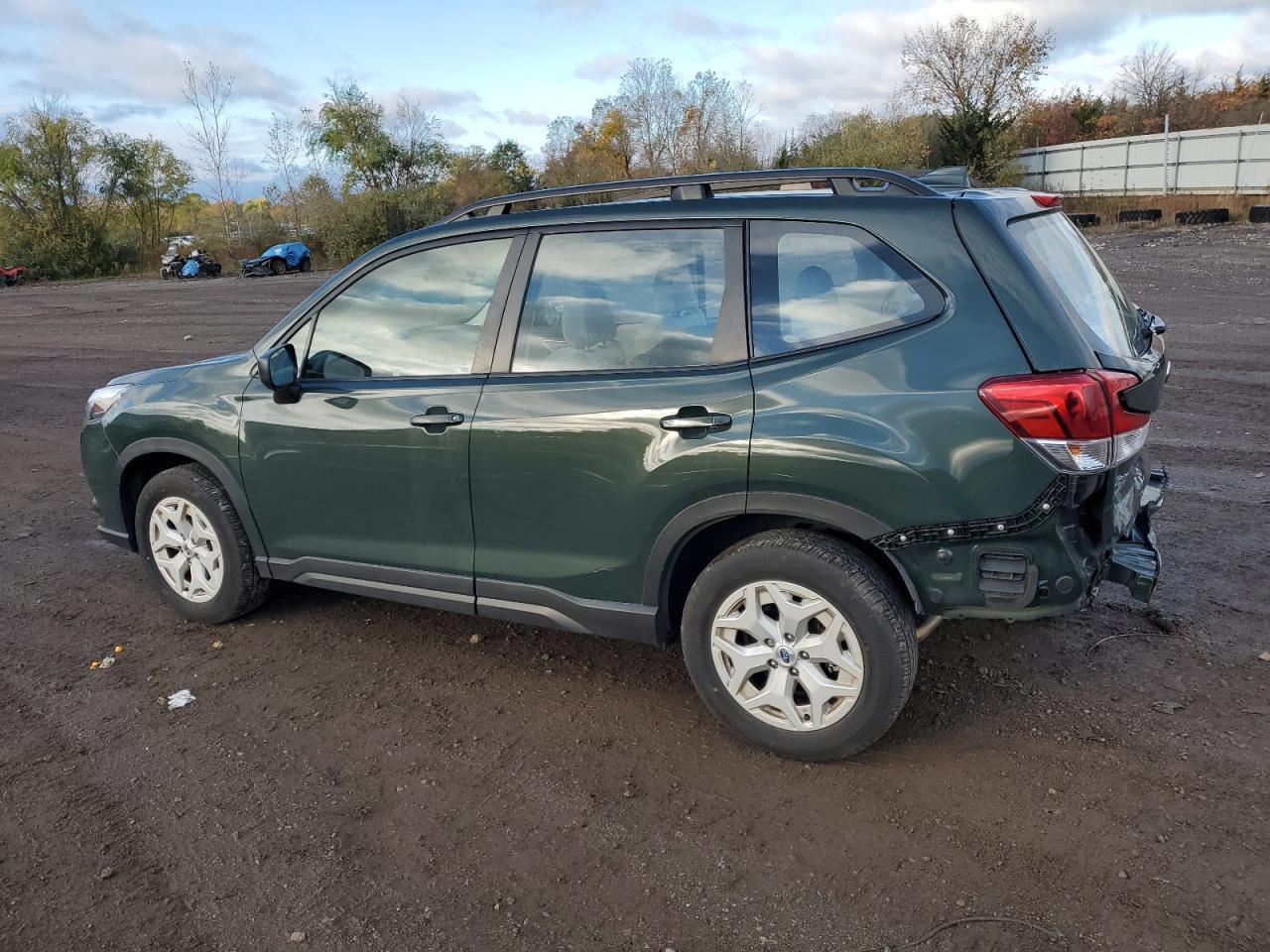 2023 SUBARU FORESTER