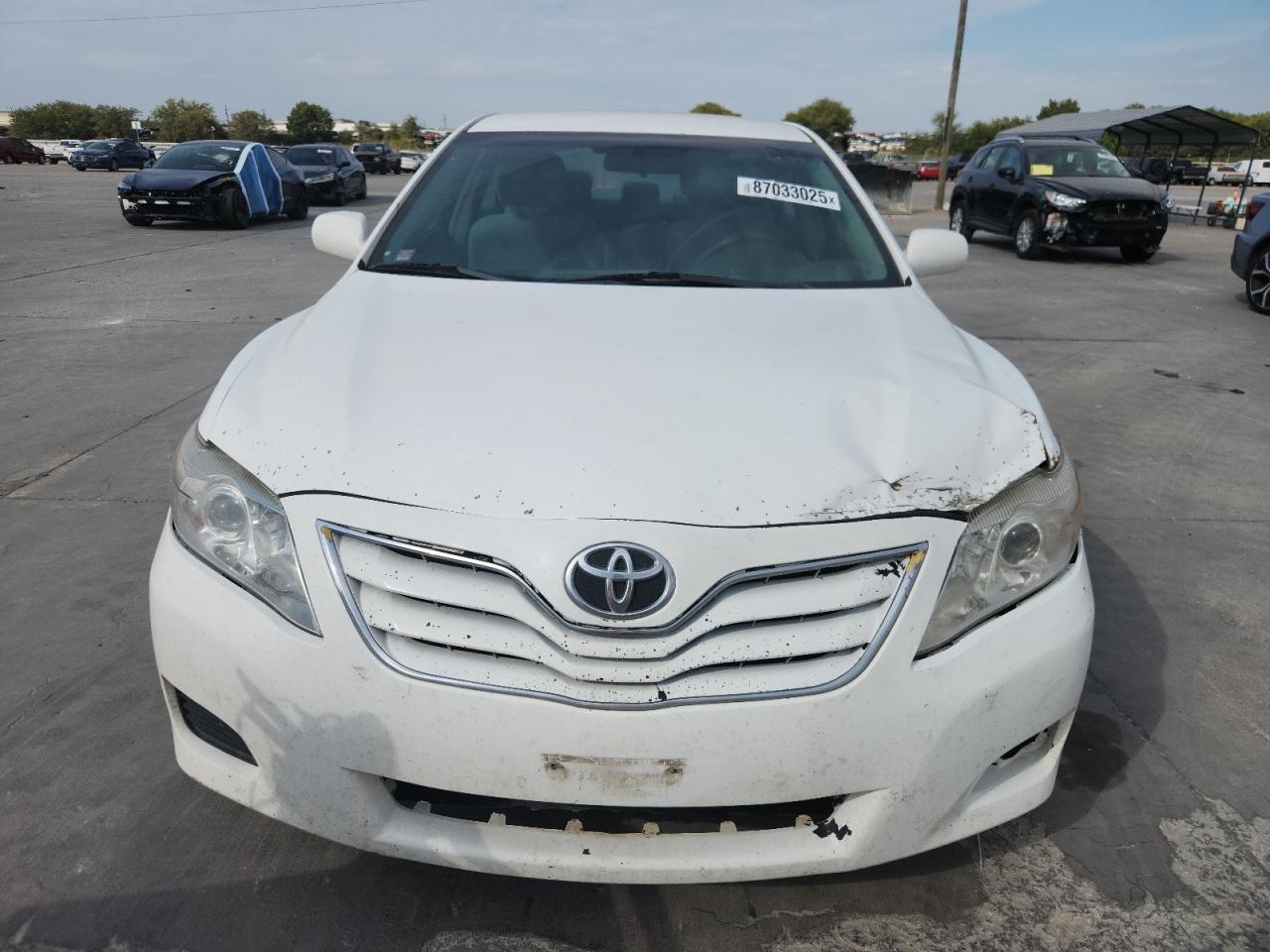 2011 TOYOTA CAMRY