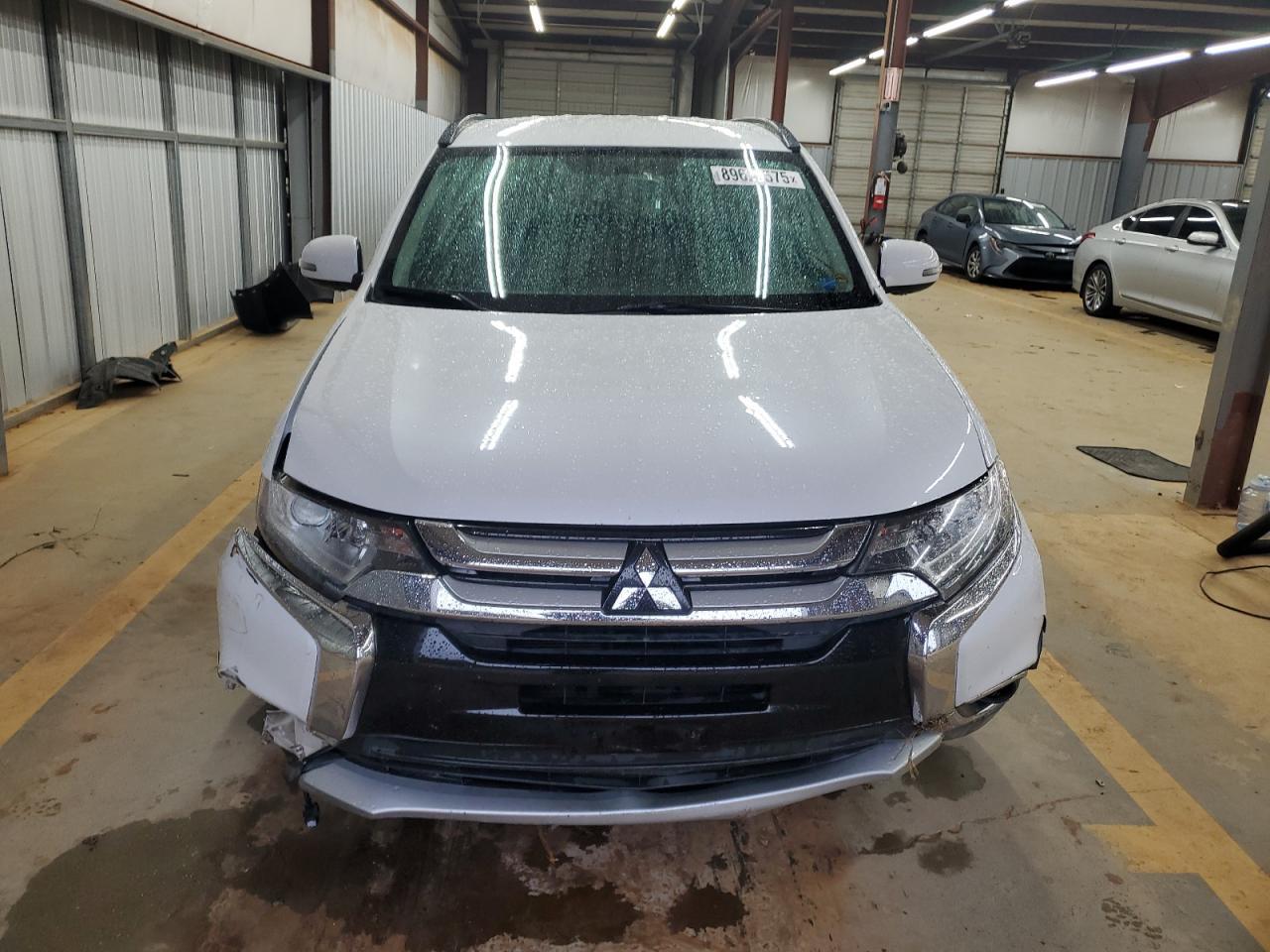 2016 MITSUBISHI outlander