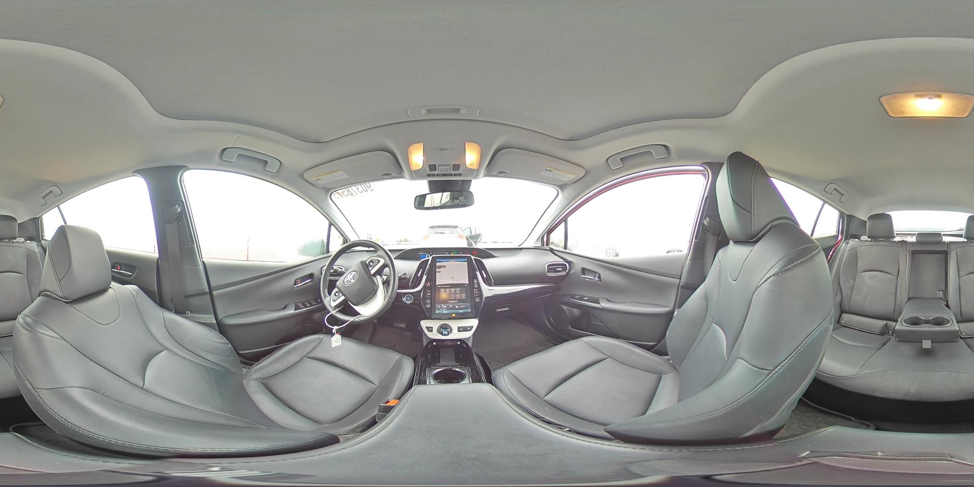 2018 TOYOTA PRIUS
