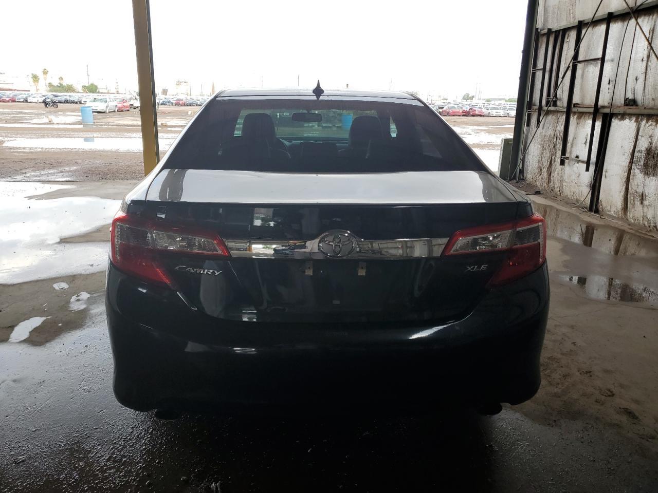 2013 TOYOTA CAMRY