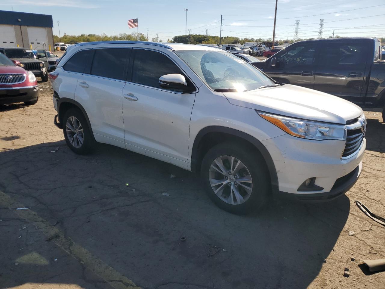 2014 TOYOTA HIGHLANDER