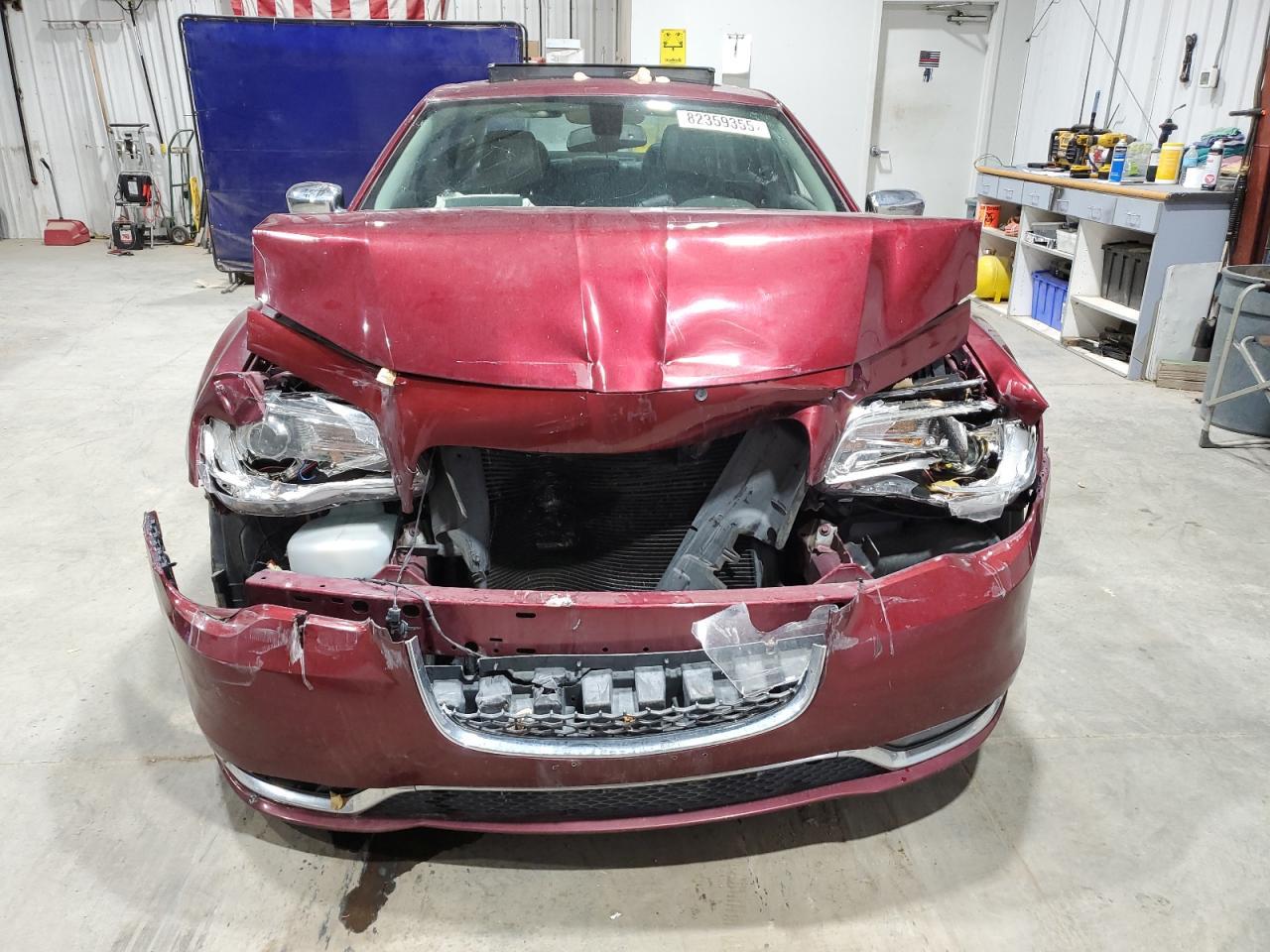 2019 CHRYSLER 300