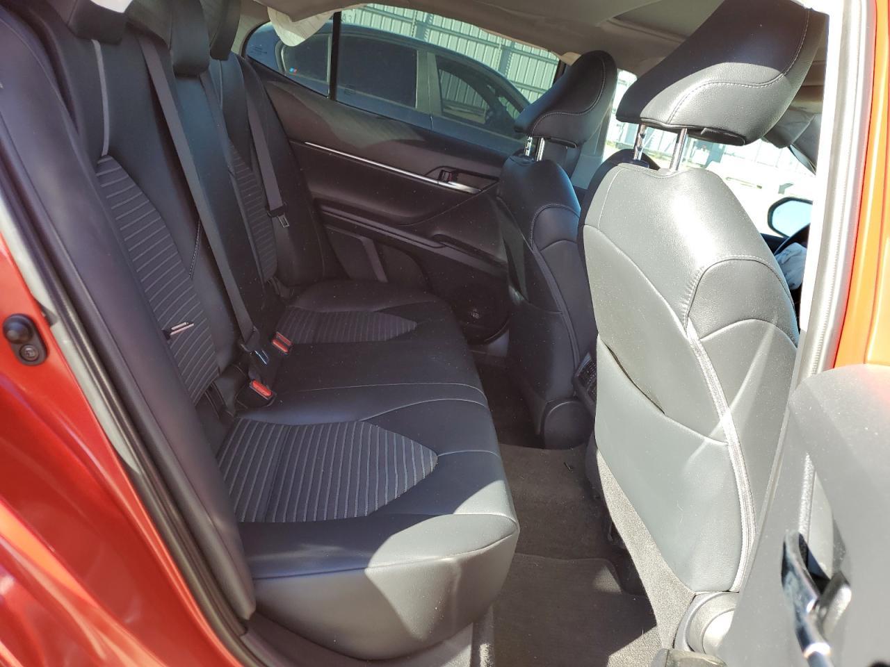 2019 TOYOTA CAMRY
