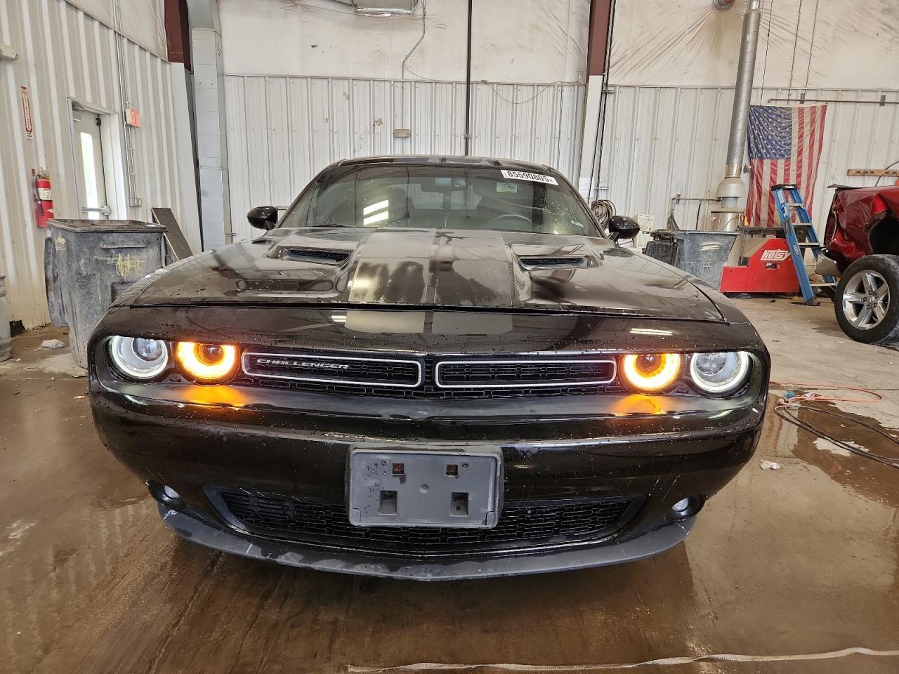 2016 DODGE Challenger