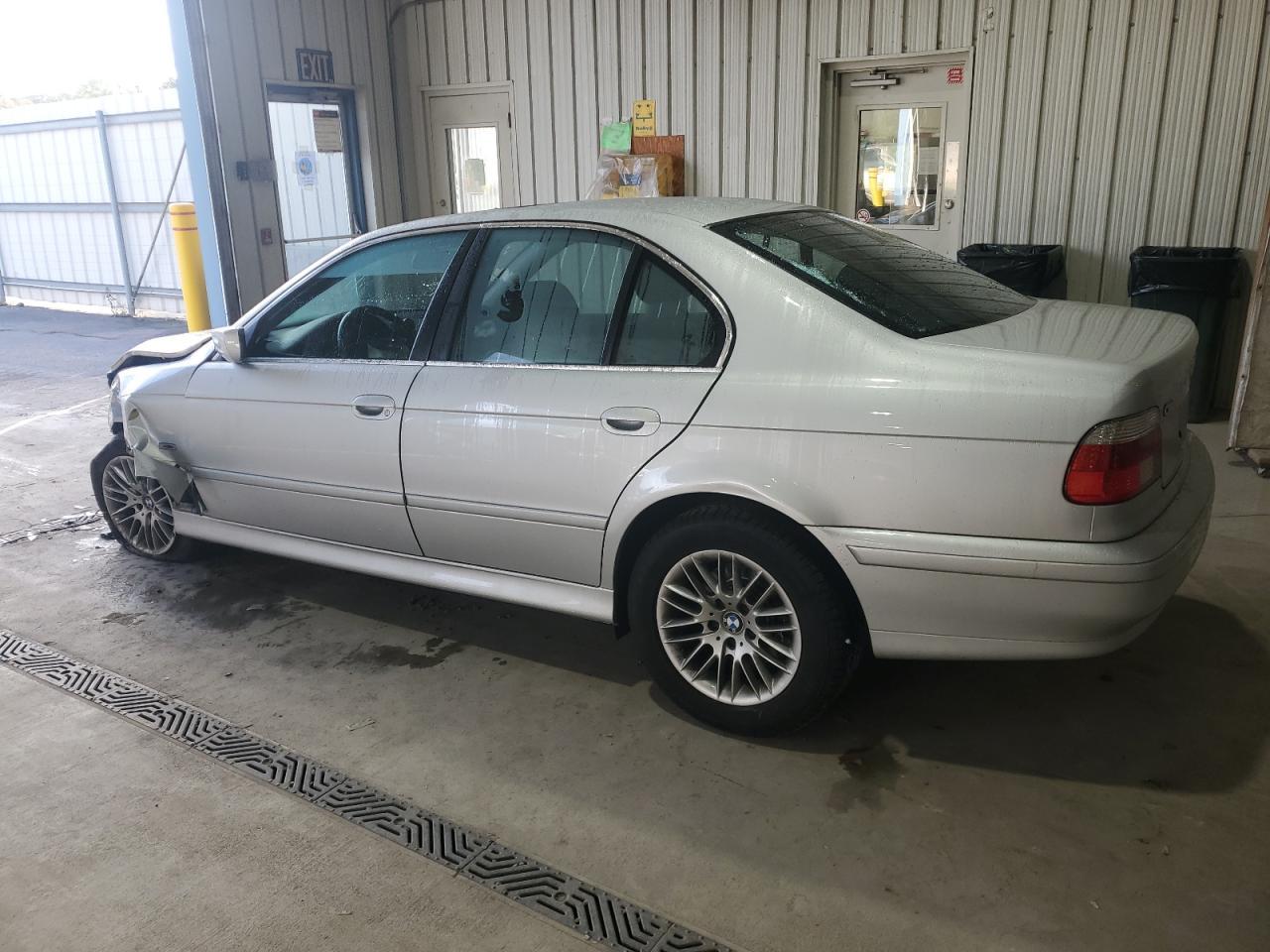 2002 BMW 5 series