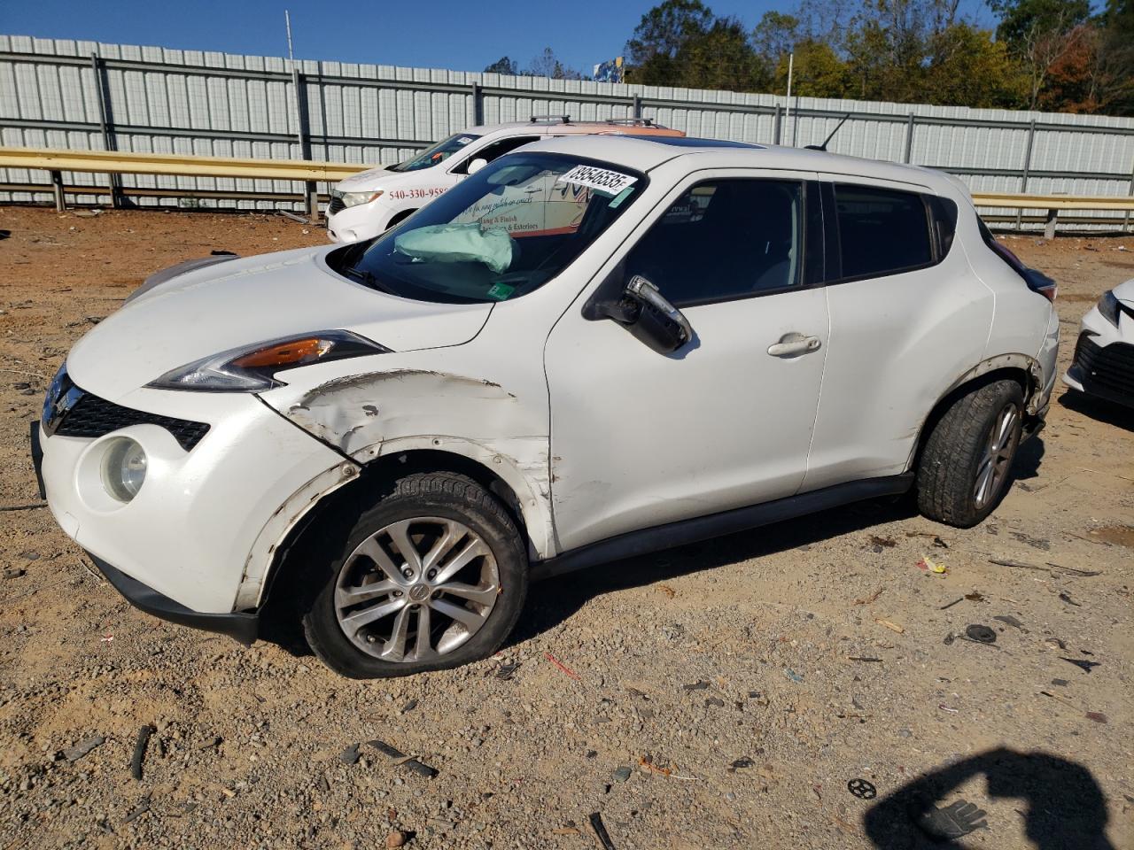 2015 NISSAN Juke