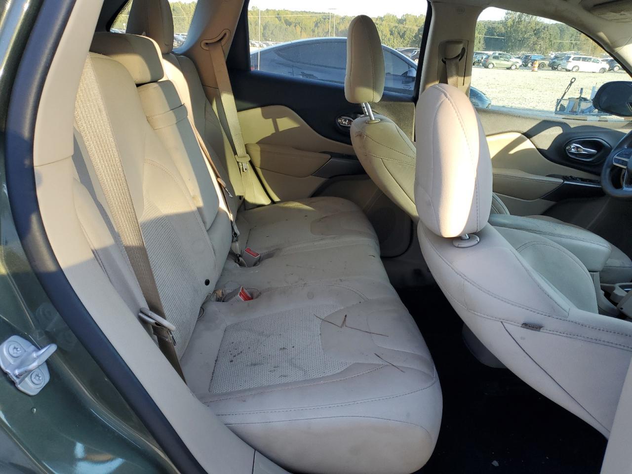 2019 JEEP CHEROKEE