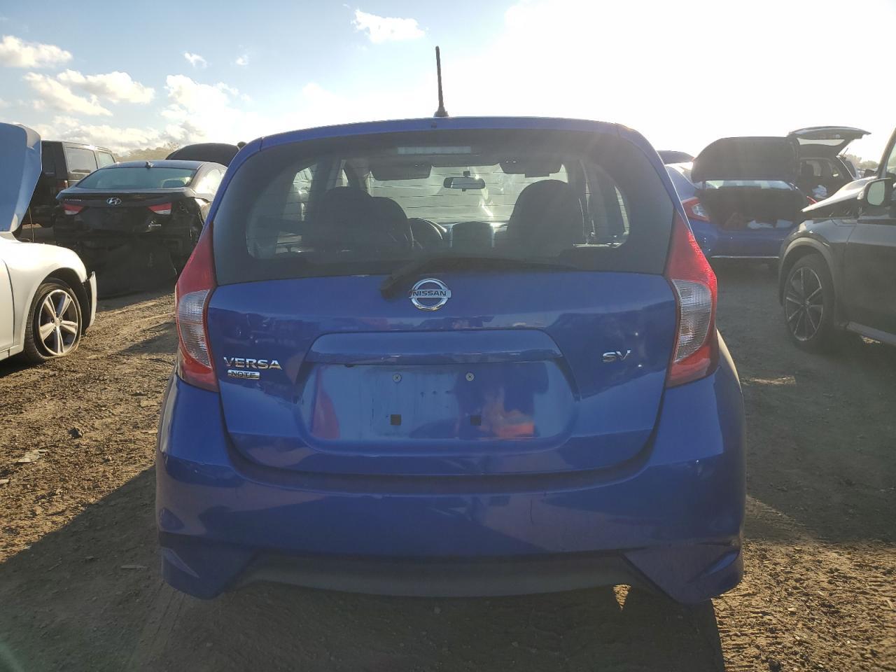 2017 NISSAN Versa Note