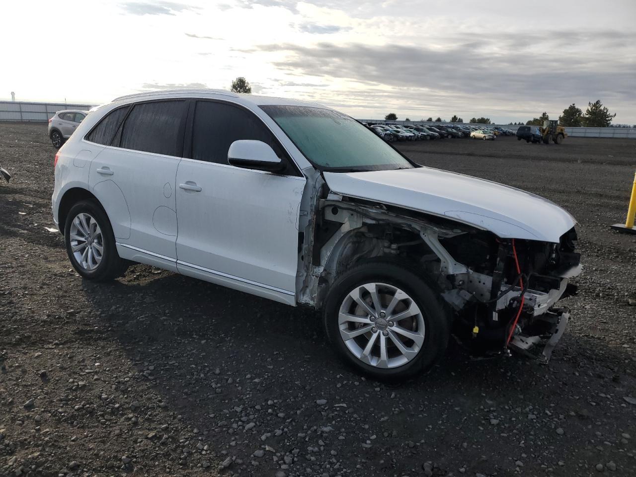 2014 AUDI Q5