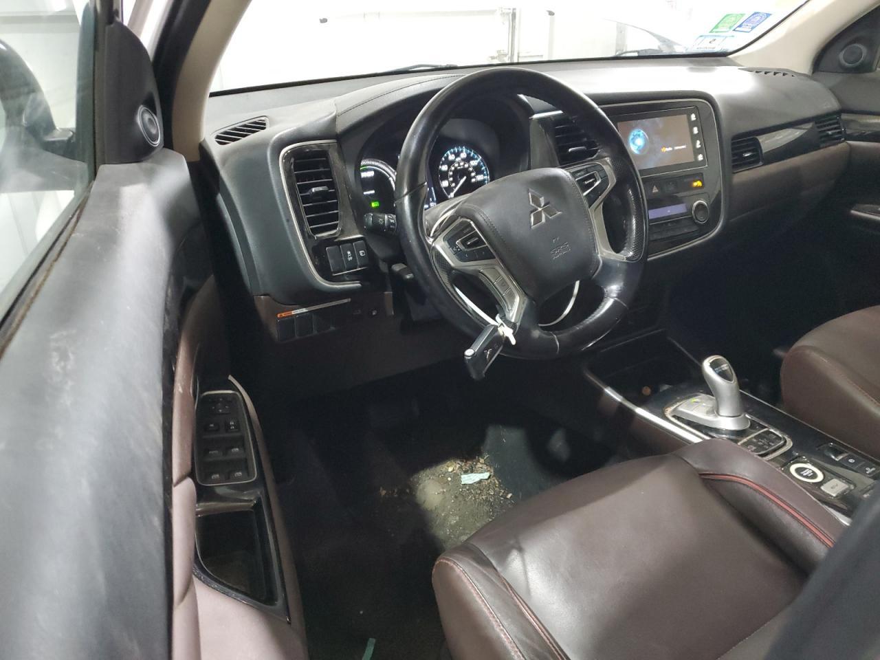 2018 MITSUBISHI outlander
