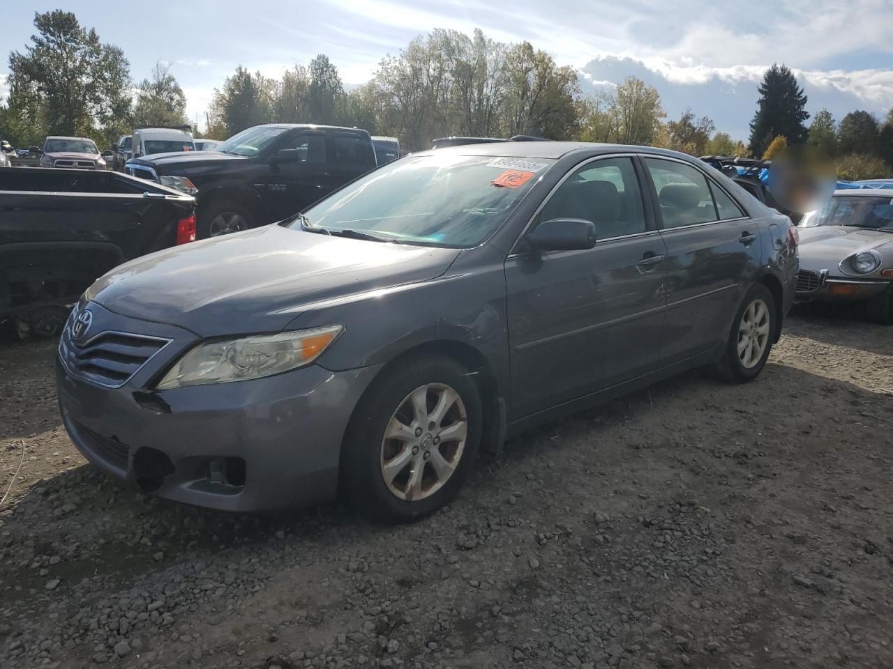 2011 TOYOTA CAMRY