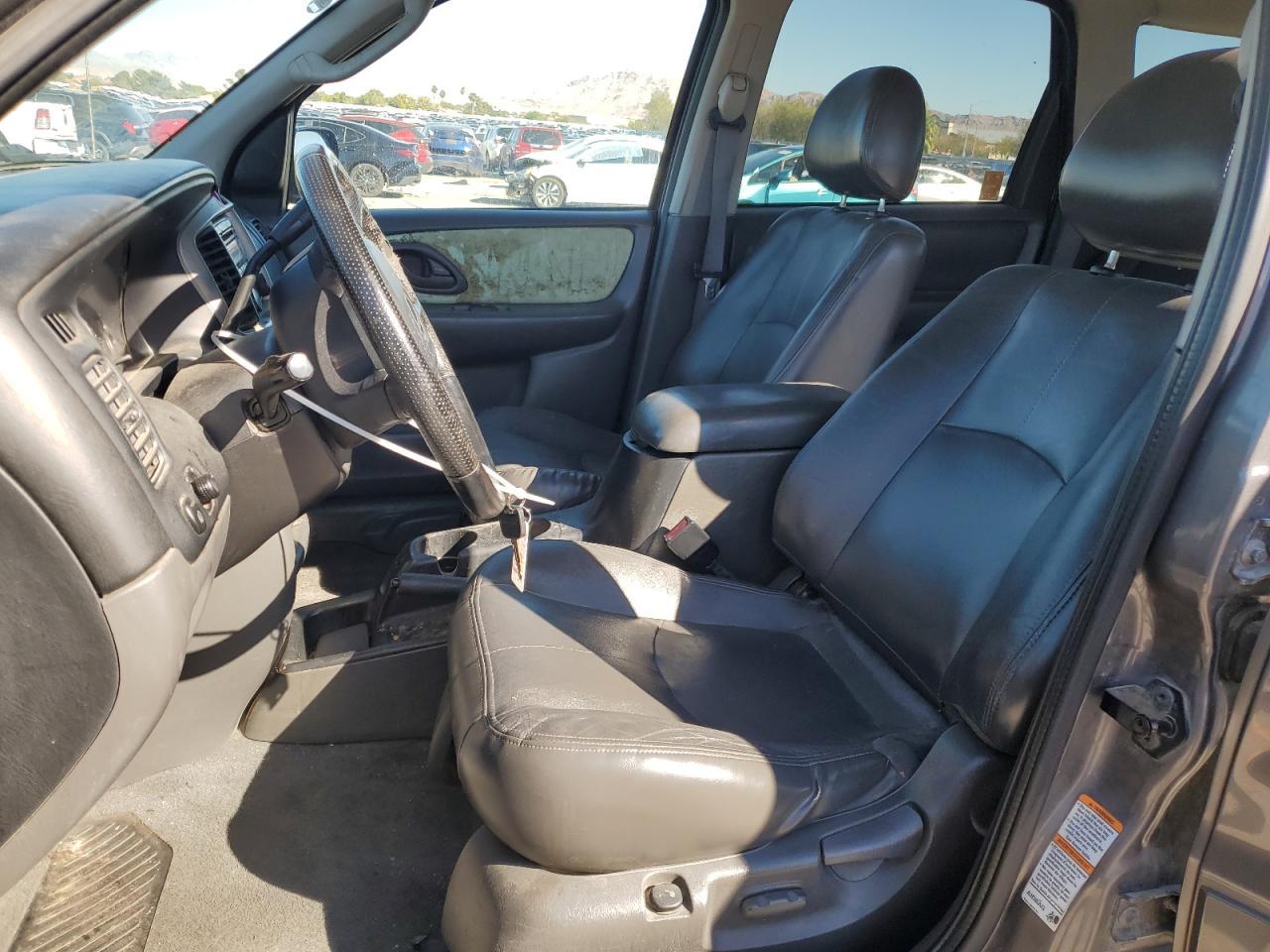 2003 MAZDA Tribute