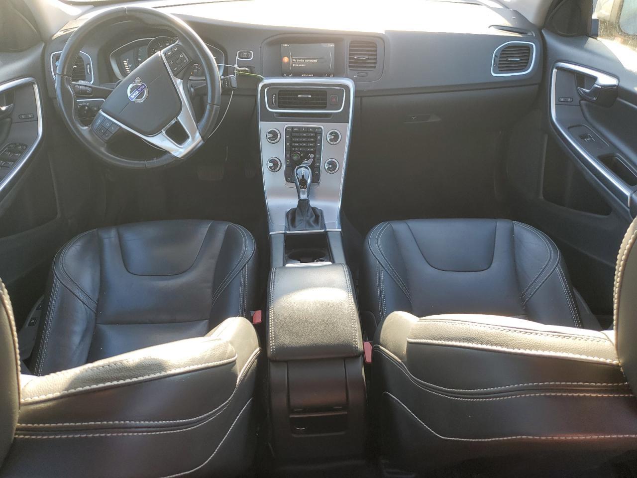 2018 VOLVO S60