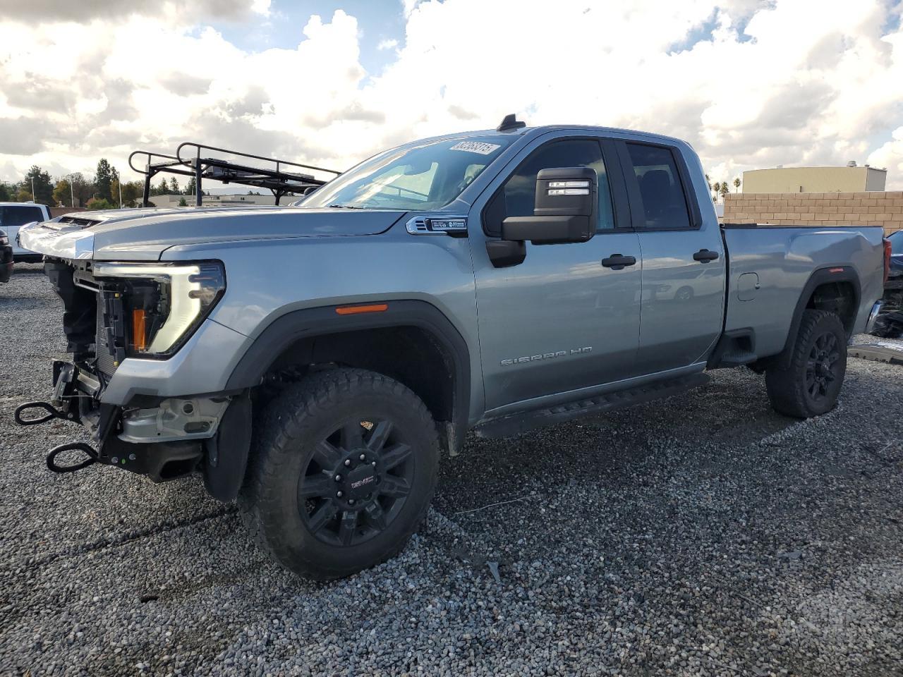 2024 GMC Sierra