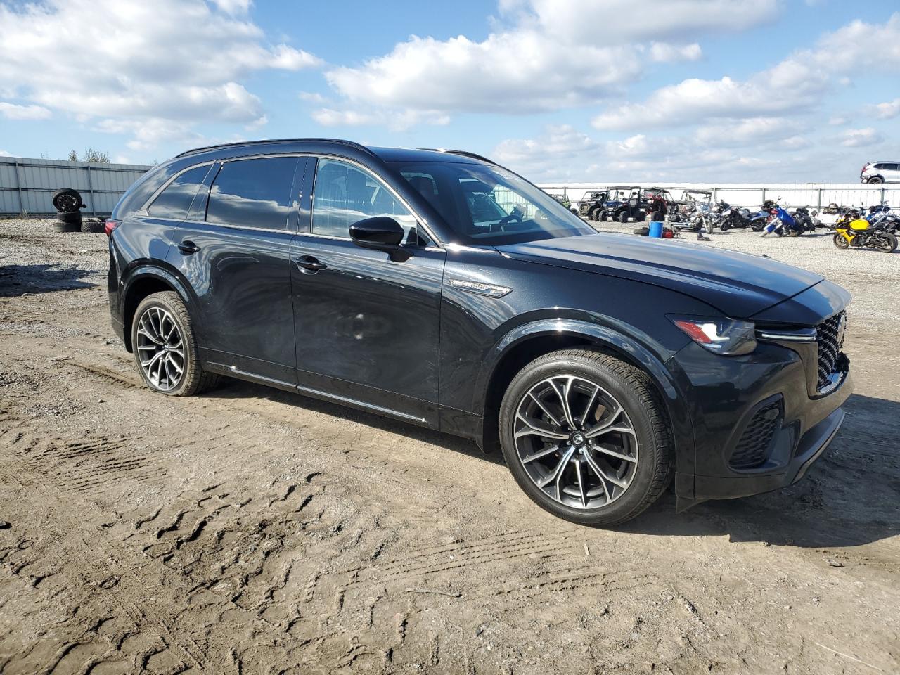 2025 MAZDA Cx-70