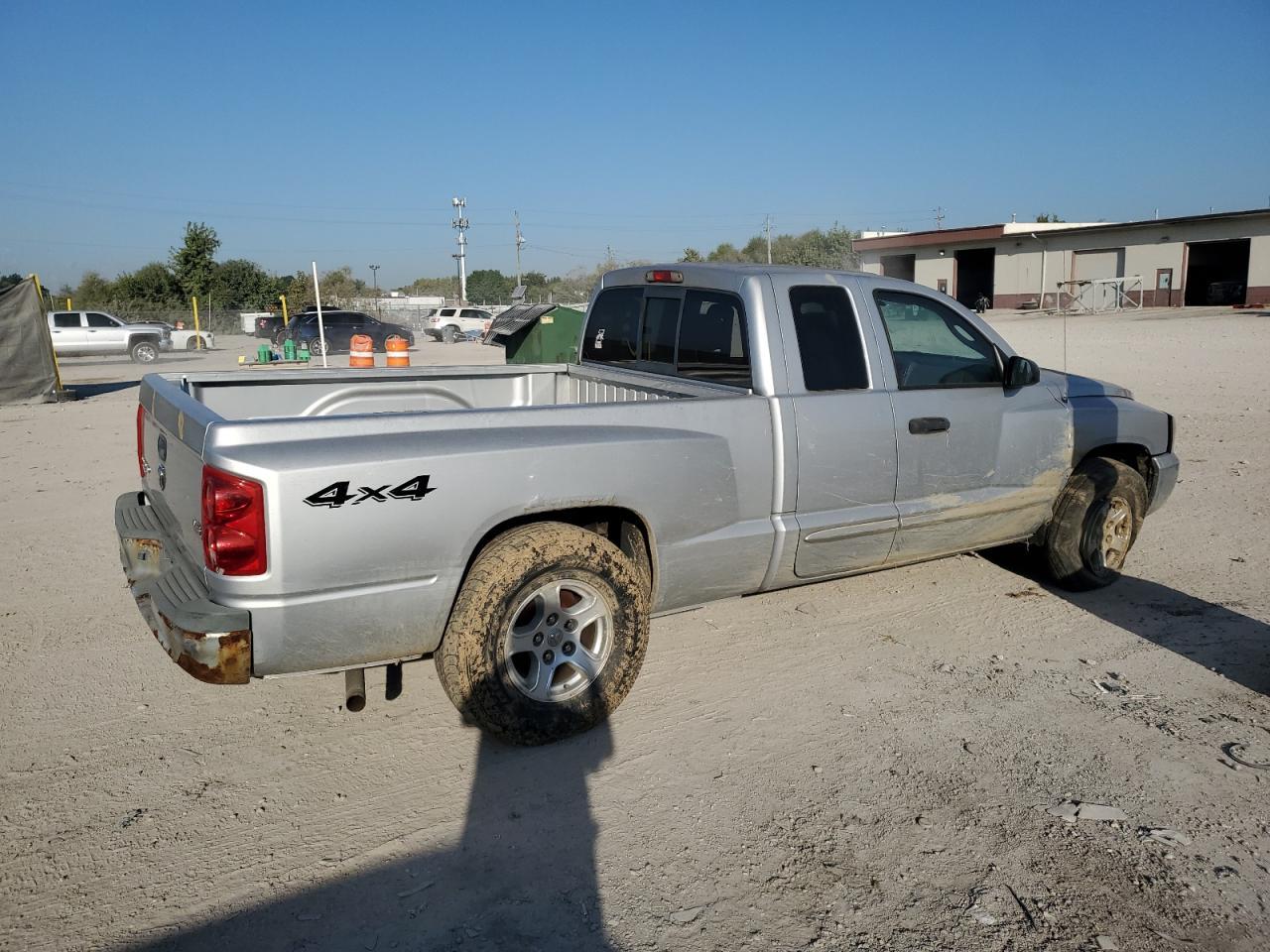 2005 DODGE Dakota