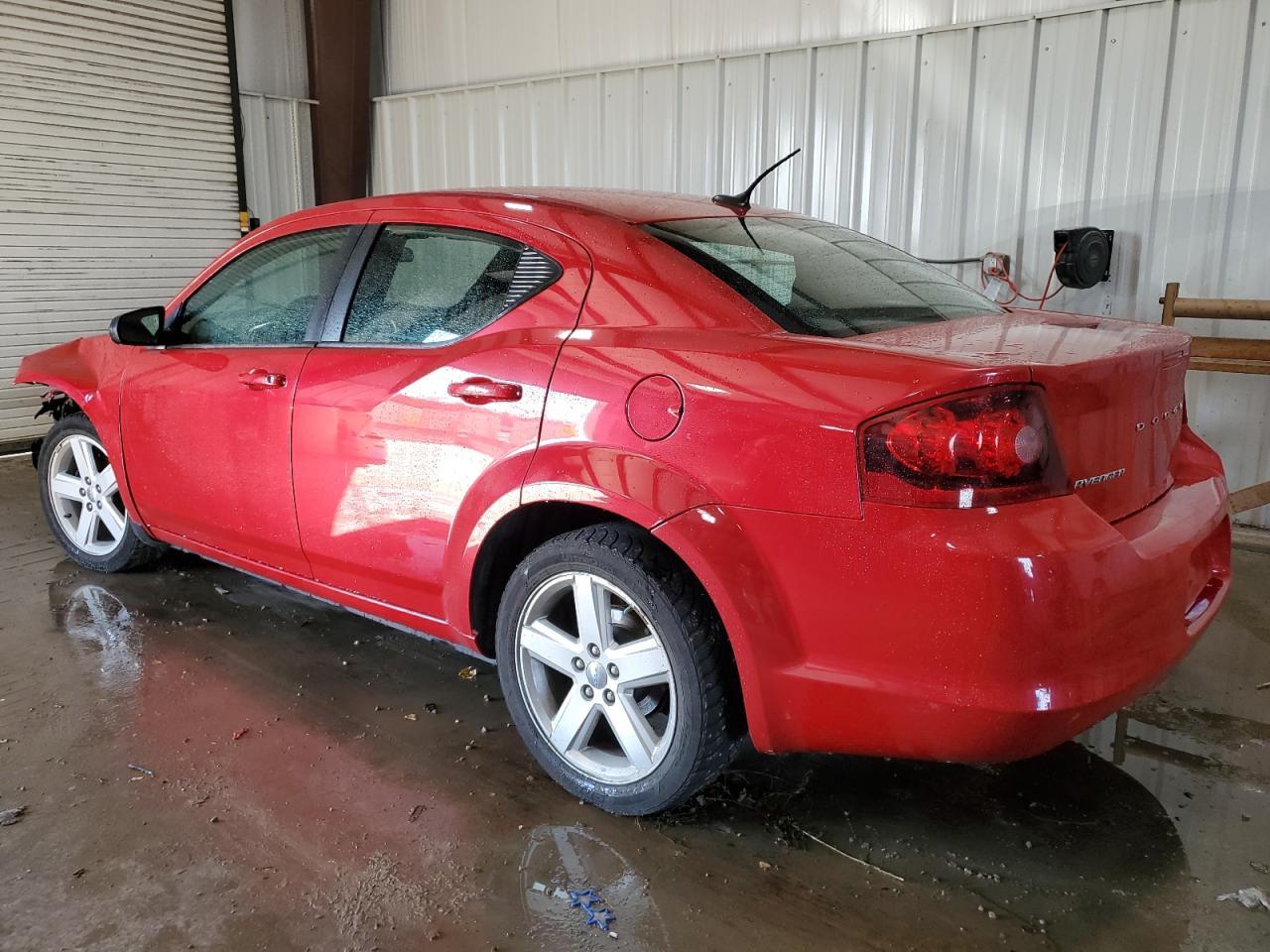 2013 DODGE Avenger