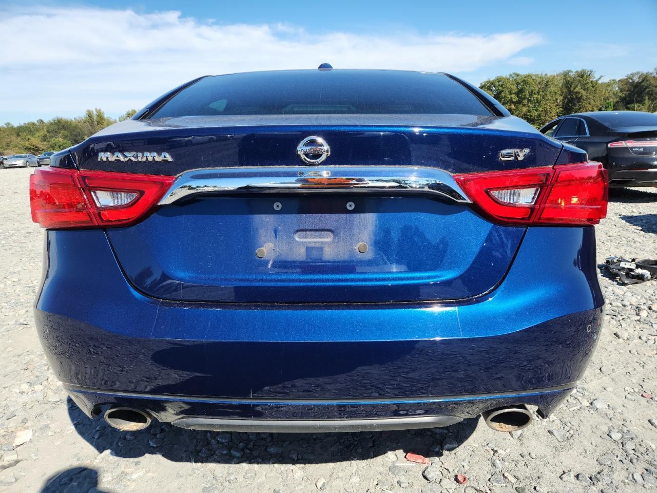 2017 NISSAN Maxima