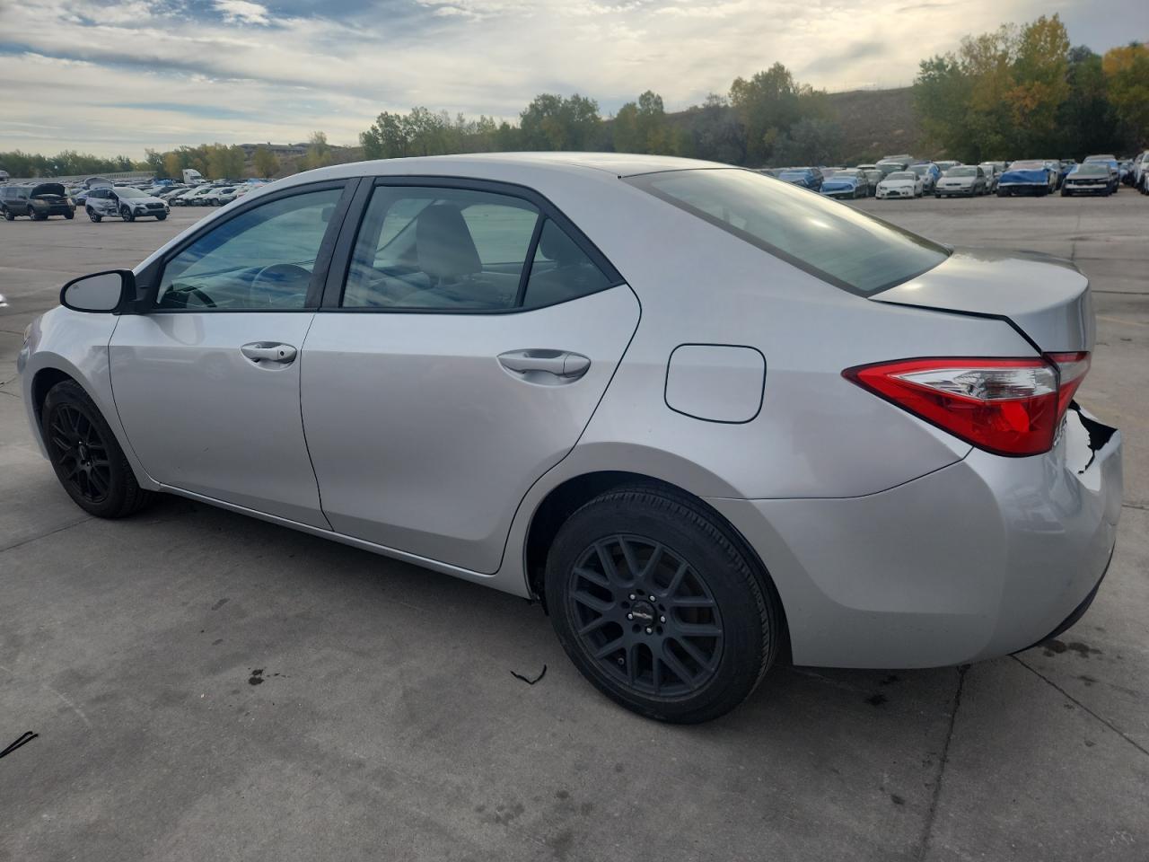 2016 TOYOTA COROLLA
