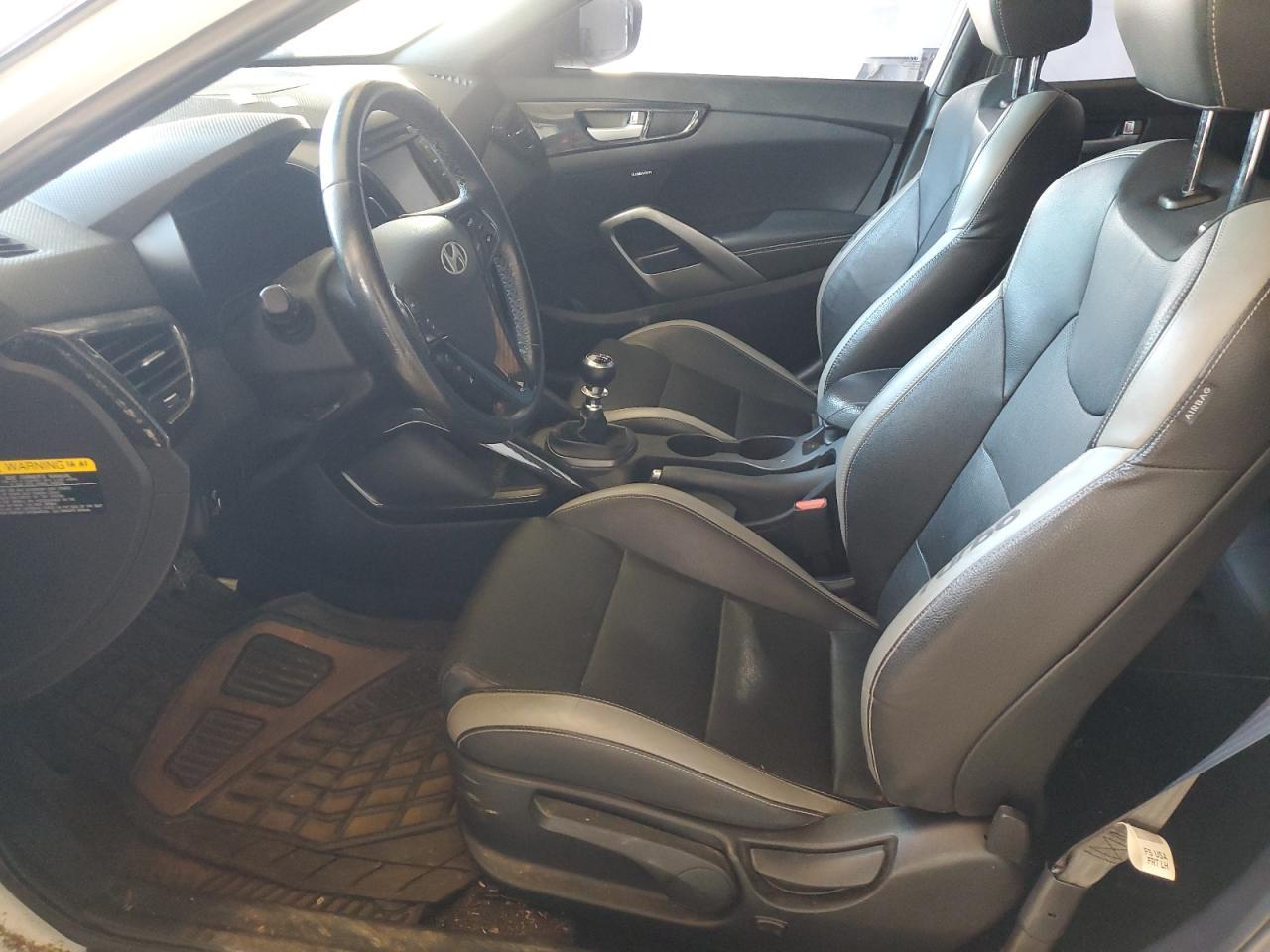 2016 HYUNDAI VELOSTER