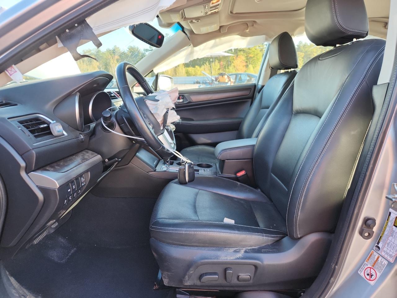 2016 SUBARU Legacy